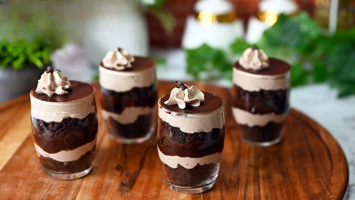 Cake Shots